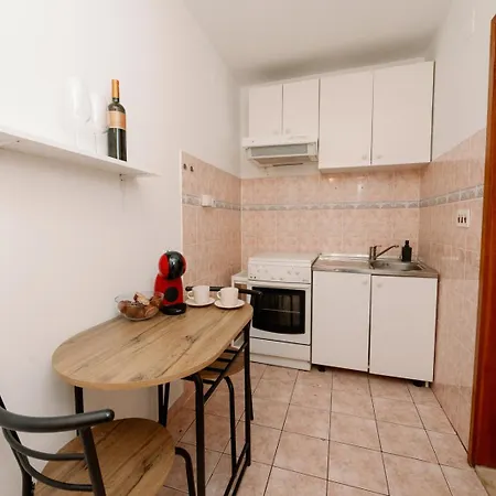 Luxury Centre & Apartment Split