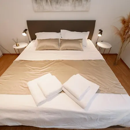 Spalato Apartman *