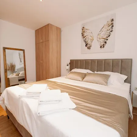 Spalato Apartman * Split