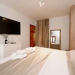 Apartment Spalato Apartman *