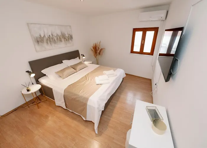 Spalato Apartman Апартаменты Сплит
