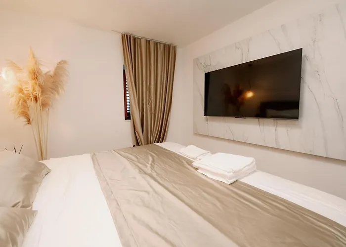 Spalato Apartman Апартаменты Сплит
