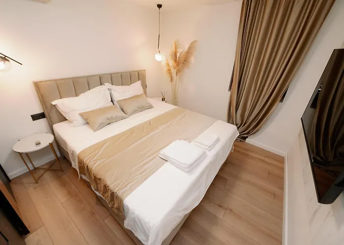 Spalato Apartman Апартаменты